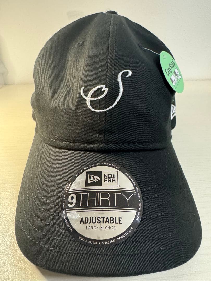 櫻坂46 ×「NEW ERA®」コラボキャップ（ブラック） L~XL - メルカリ