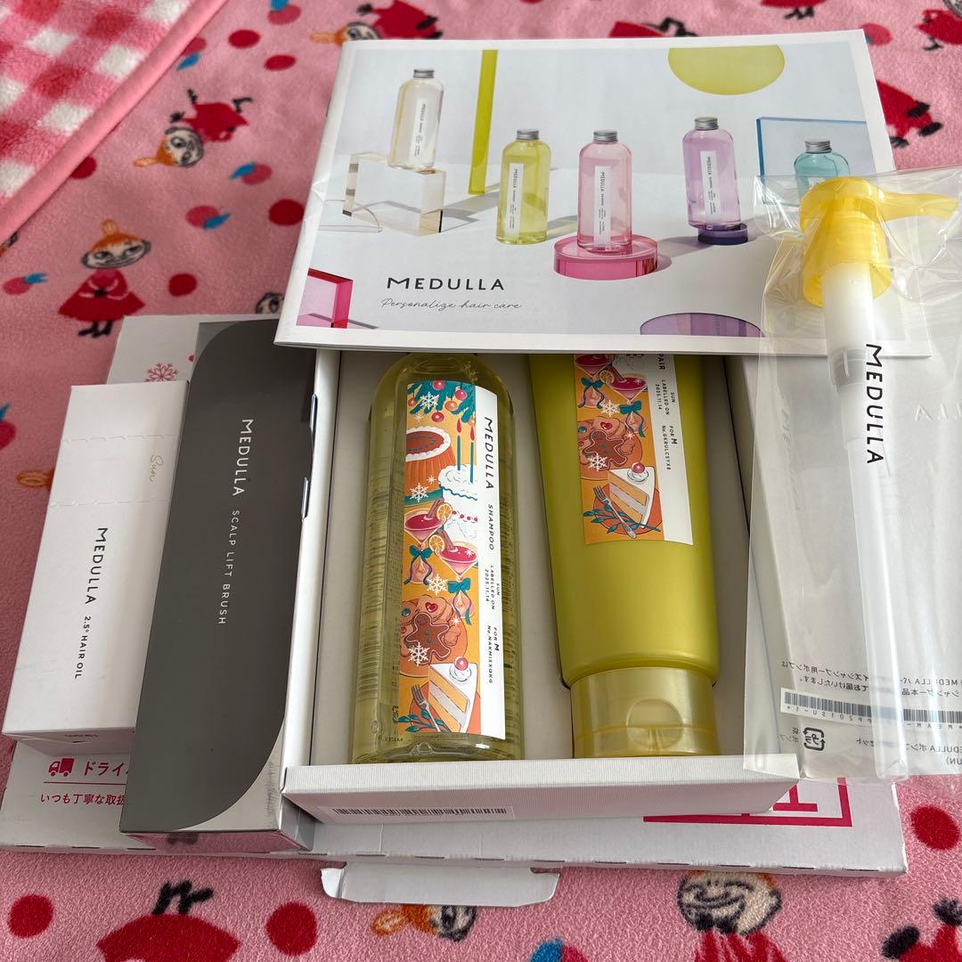 MEDULLA シャンプー トリートメント セット ヘアオイル　ヘアブラシ付き 楽天市場】【公式】 メデュラ らぶいーずコラボセット ＜選べる3タイプ