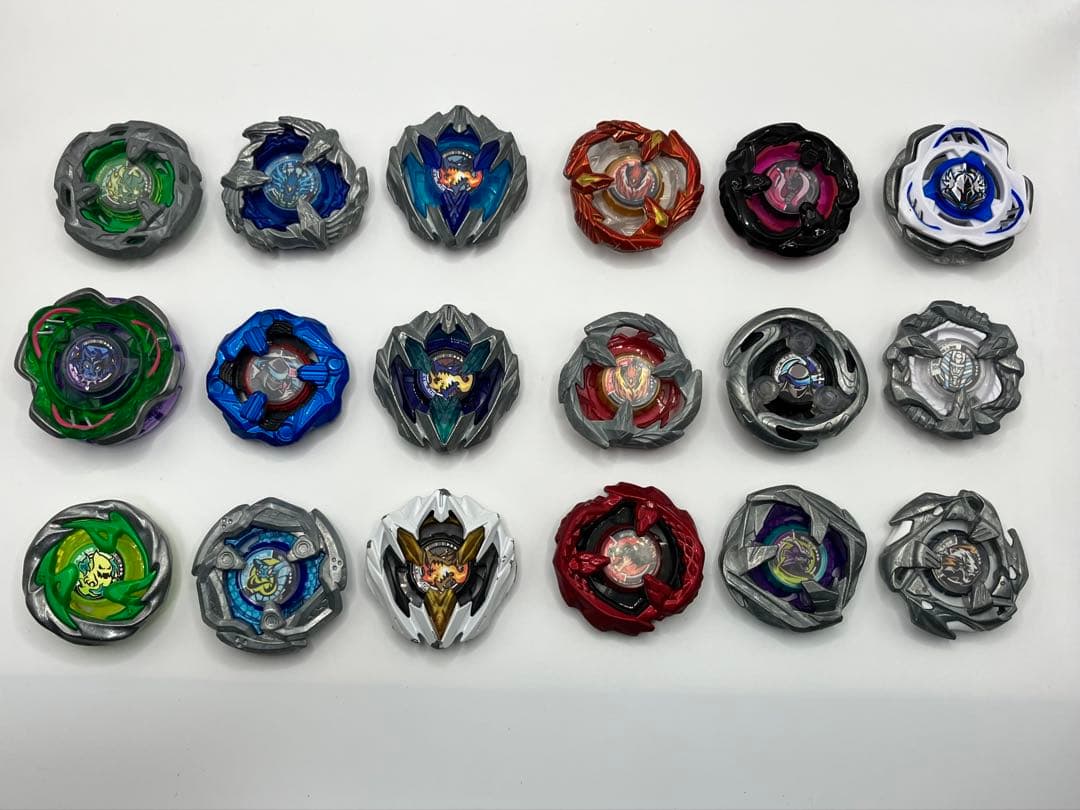 ベイブレードX 引退品まとめ売り① ベイブレードX 引退品 まとめ売り - メルカリ