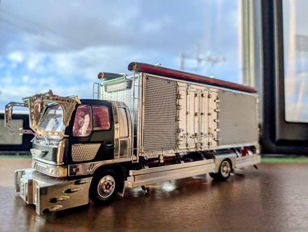 ⚠️【ひでもり様専用出品】⚠️ デコトラプラモデル完成品1/32 - メルカリ