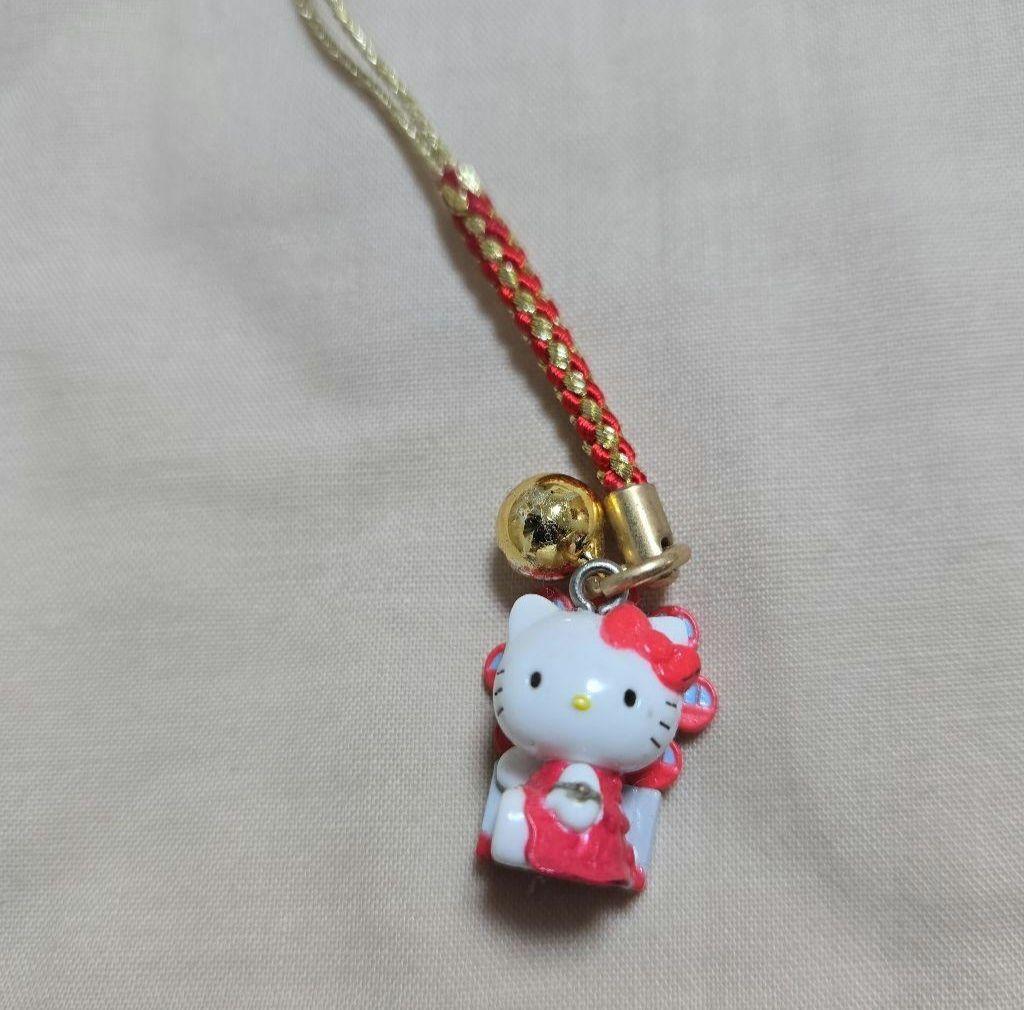 ご当地キティ 大阪限定 梅田バージョン ストラップ - メルカリ