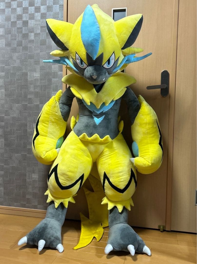 ポケモン 等身大 ゼラオラ ぬいぐるみ - メルカリ