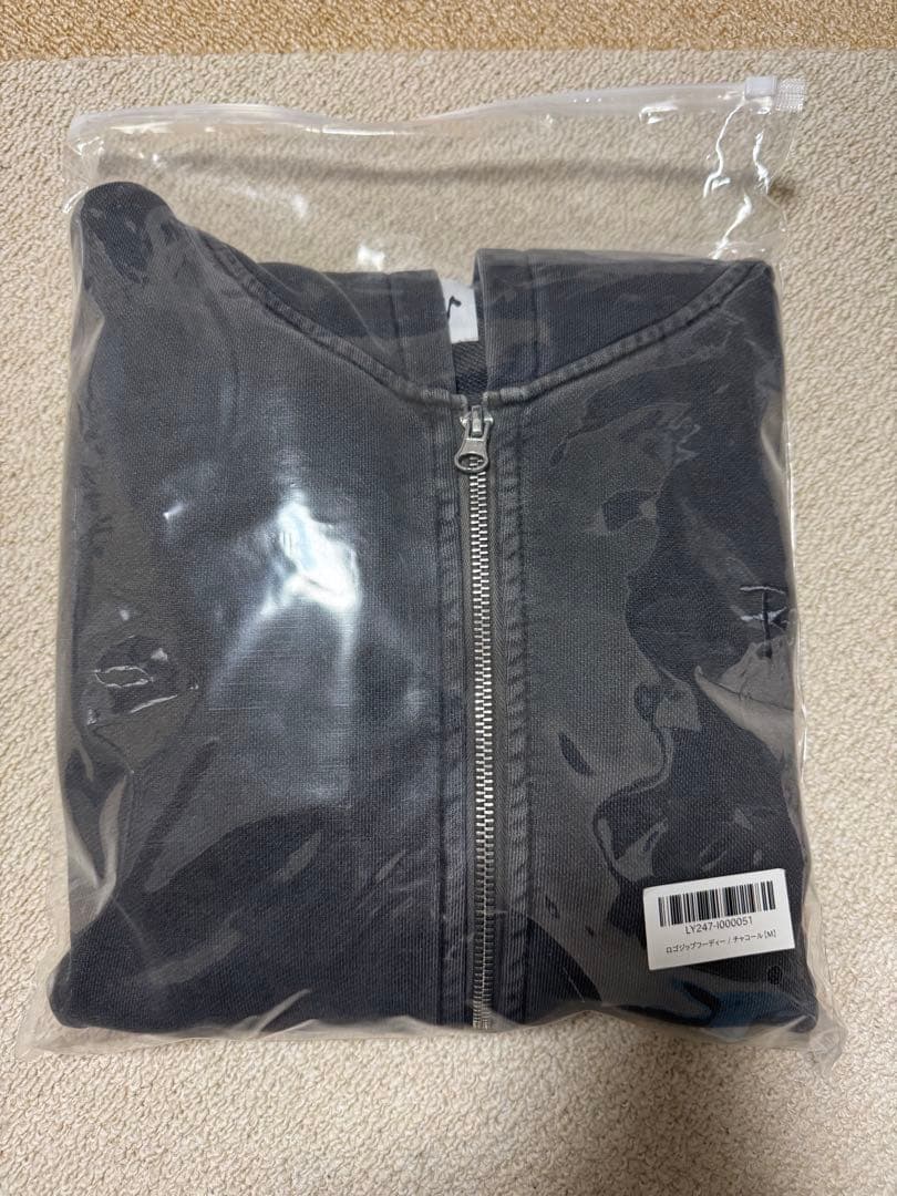 らっだぁのおみせ ロゴジップフーディー/チャコール - メルカリ