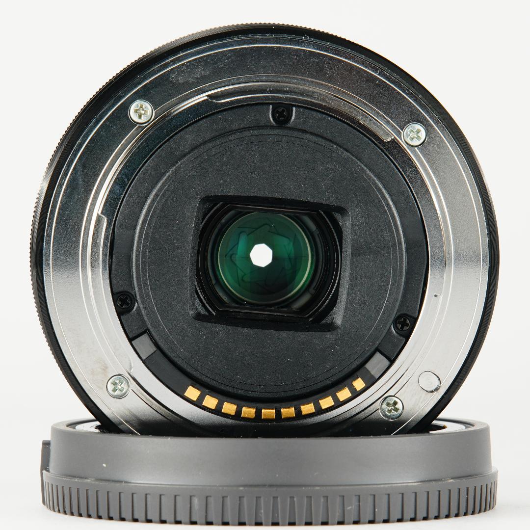 プロ検証済】SONY SEL20F28 未使用級！持ち歩ける最強スナップレンズ