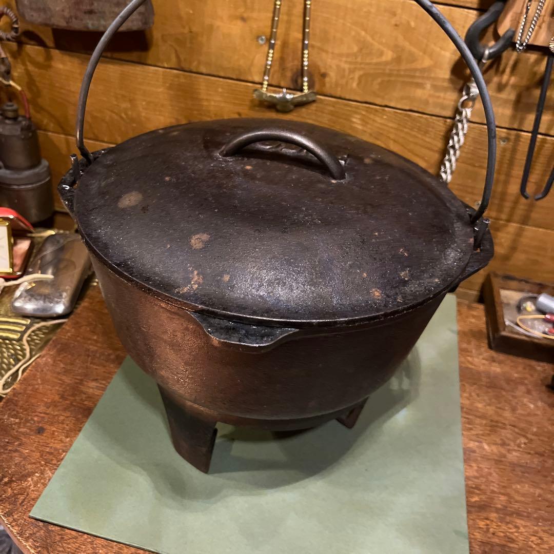 ヴィンテージLODGEダッチオーブン　五徳付き！！ 1_53a52246-106b-4635-9466-