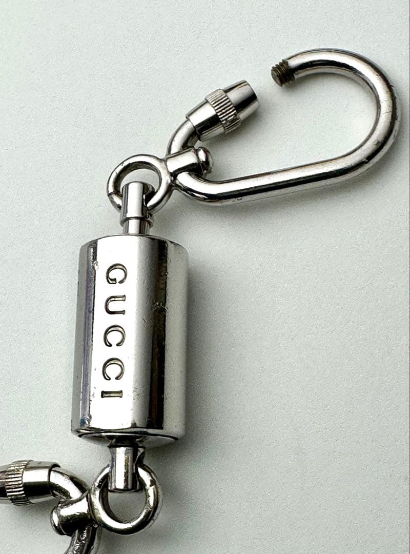 GUCCI シルバー フック付きキーホルダー - メルカリ