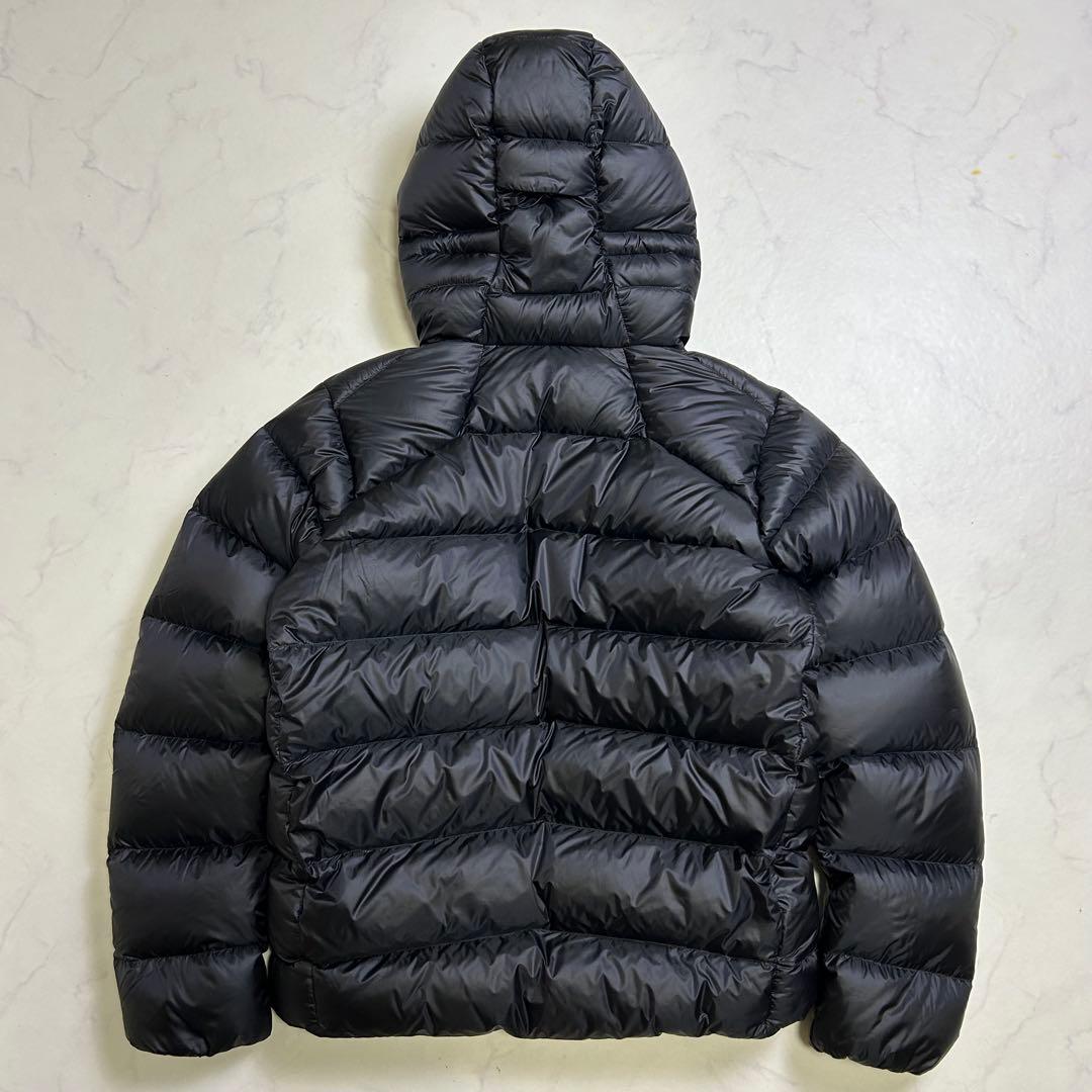 現行モデル】極美品 パタゴニア フィッツロイダウンフーディ 黒 M 25年