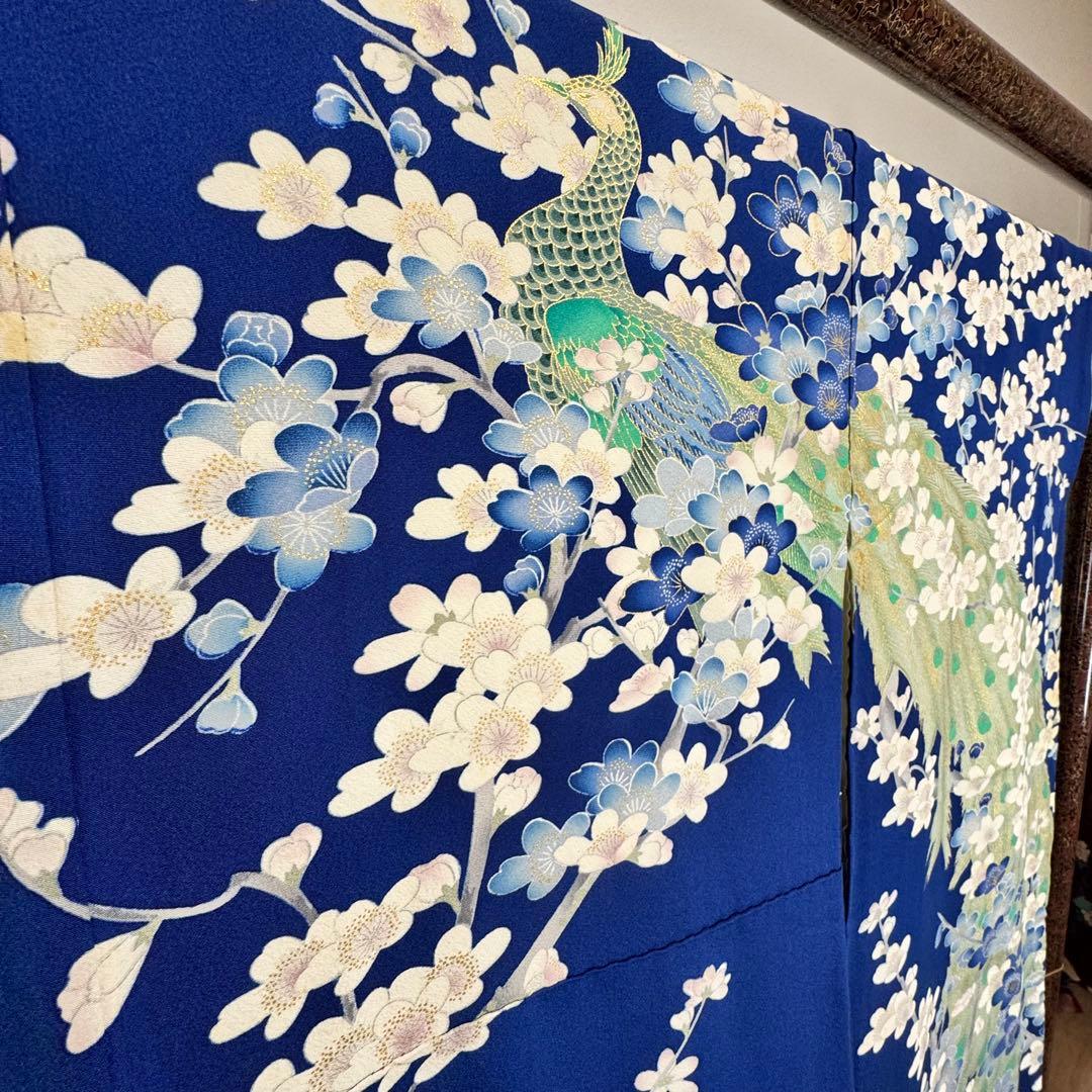美品 振袖 現代 振袖 成人式 着物 163裄66 青 黄緑 水色 梅柄 孔雀柄