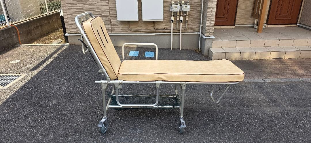 ストレッチャー 介護　介護タクシー ストレッチャー対応の介護（福祉）タクシーについて解説｜利用シーンや