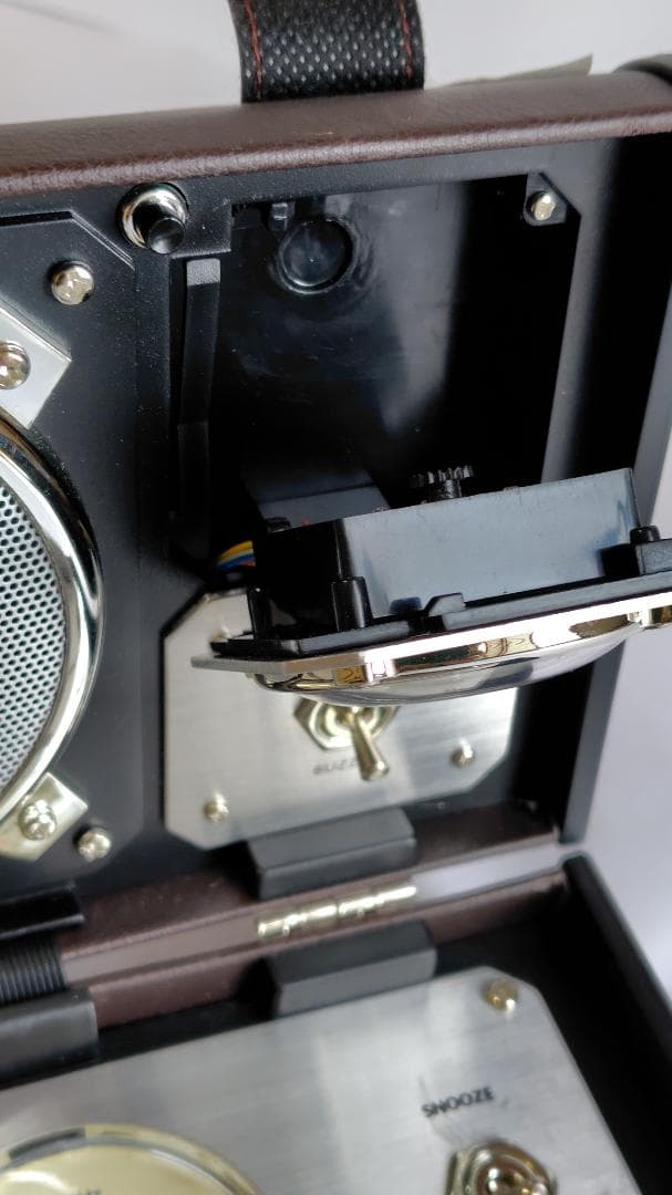 希少）スピリットオブセントルイス ラジオアラームロック AM/FM（裏面