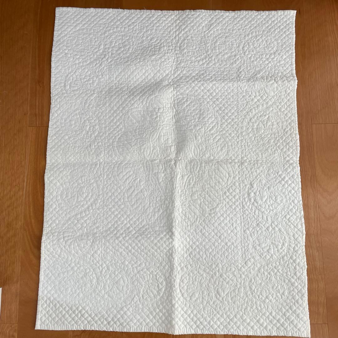 ［マミーのキルト］ホワイトキルト　ハンドメイド　#55 マミーのキルト］ホワイトキルト ハンドメイド #55 マミーのキルト