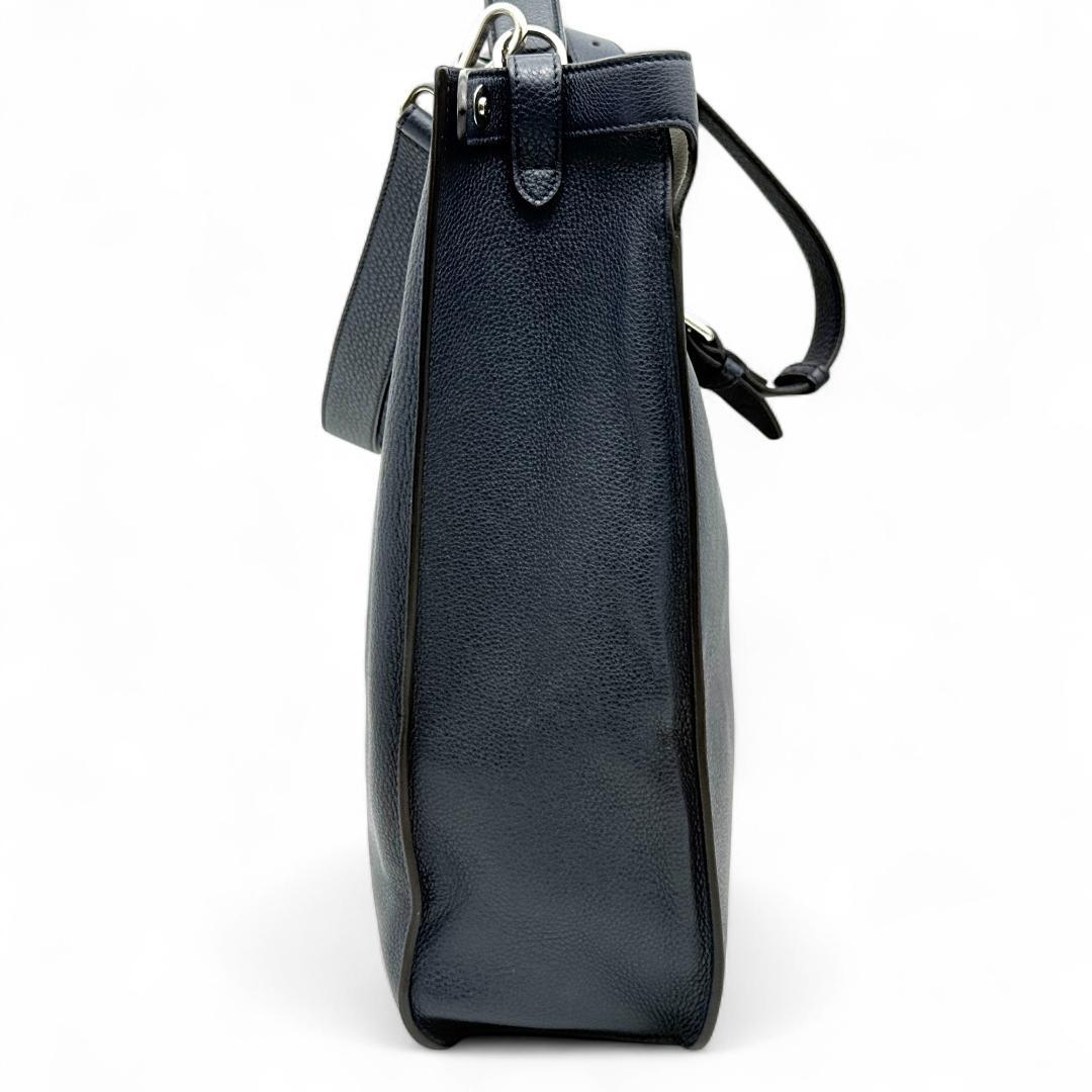 M6147 フェンディ ピーカブー アイシーユー 2WAYショルダーバッグ