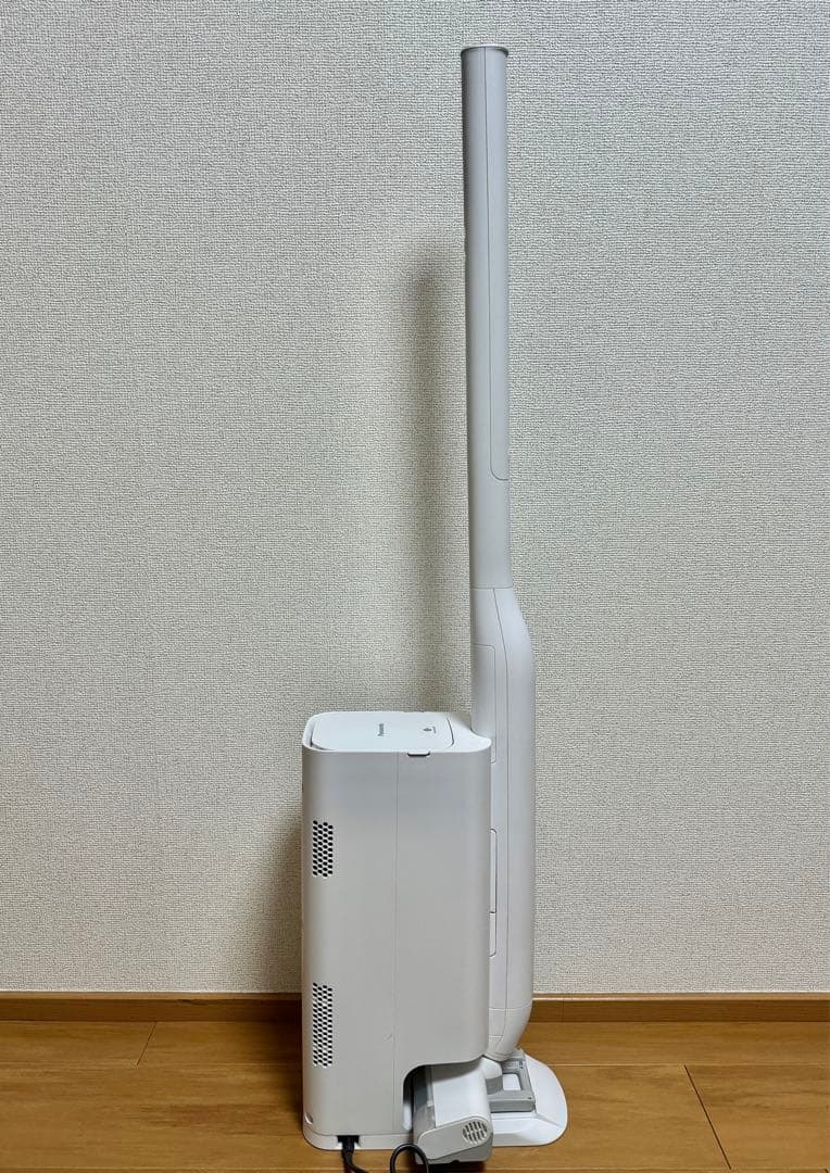 Panasonic コードレス 掃除機 MC-NS10K 22年製 - メルカリ