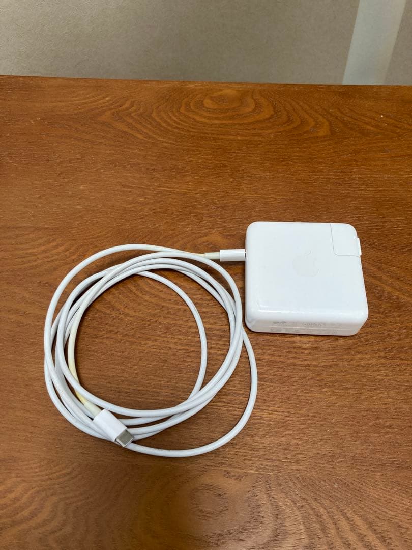 Macbook pro 2019 13インチ 1.4GHz 8GB 256GB