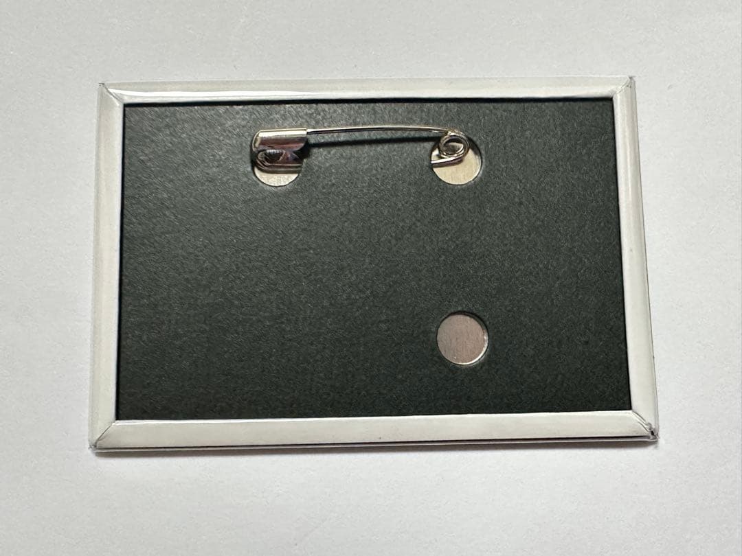 ダンガンロンパ1・2 おしおき缶バッジ 江ノ島盾子＆モノクマ - メルカリ