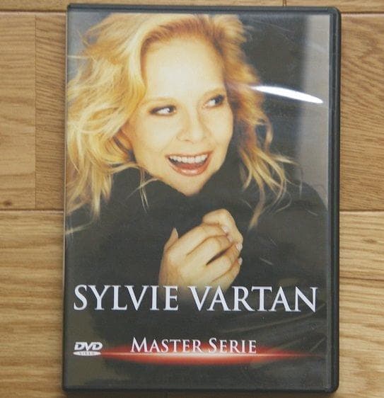 シルヴィ・バルタン・ライヴDVD-3P『Casino De PARIS 95』 - メルカリ