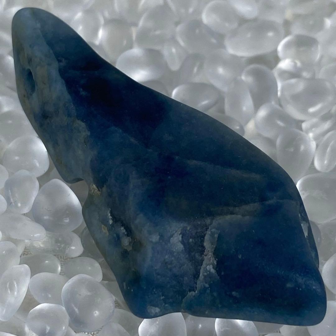 糸魚川翡翠 ひすい 入りコン沢の青 最上品質 とろみのある茄子紺ヒスイ