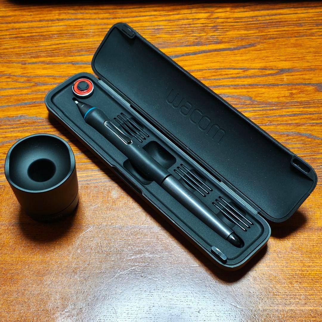 破損有り】Wacom Cintiq 24HD DTK-2400 液晶タブレット - メルカリ