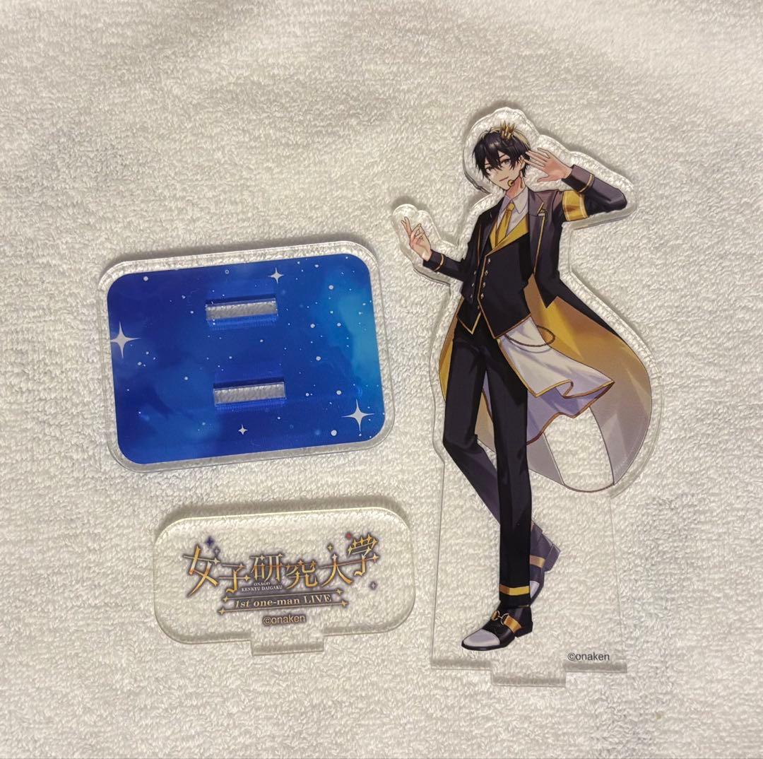 女子研究大学 ニキ アクリルスタンド - メルカリ