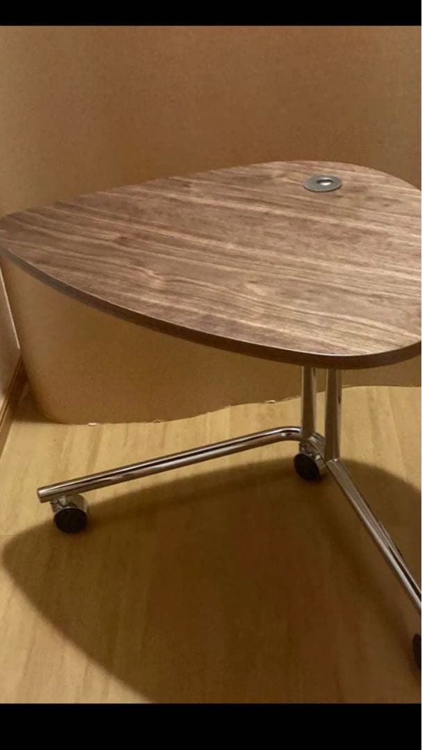 新品同様 TECTA サイドテーブル ウォールナット テクタ アクタスK22 R TECTA | K22R サイドテーブル｜【公式】ACTUS online｜家具