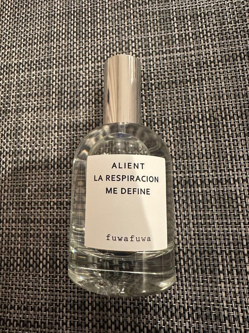 ALIENT LA RESPIRACION ME DEFINE 香水 - メルカリ