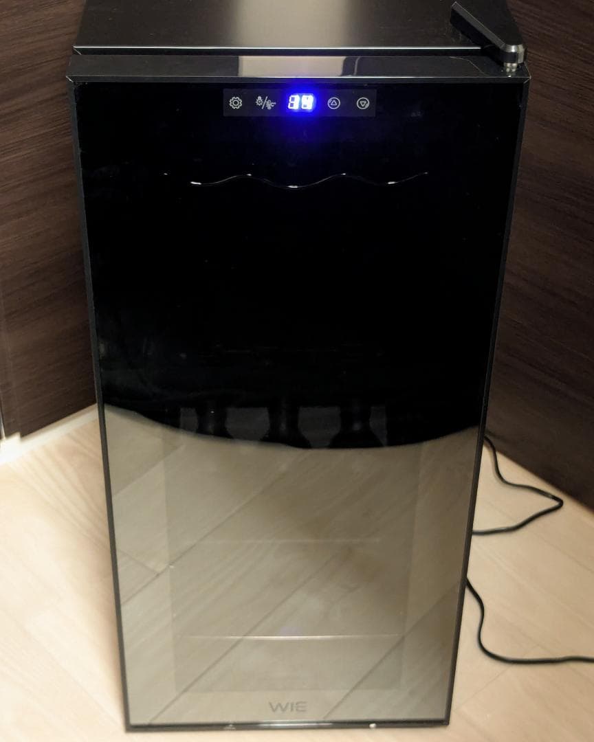 処分特価】WIE ワインセラー 18本 コンプレッサー式 5～18℃ - メルカリ