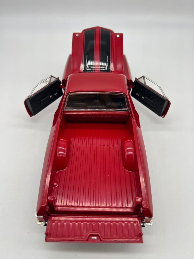 No124 ミニカー1/18箱あり 70 EL CAMINO SS454