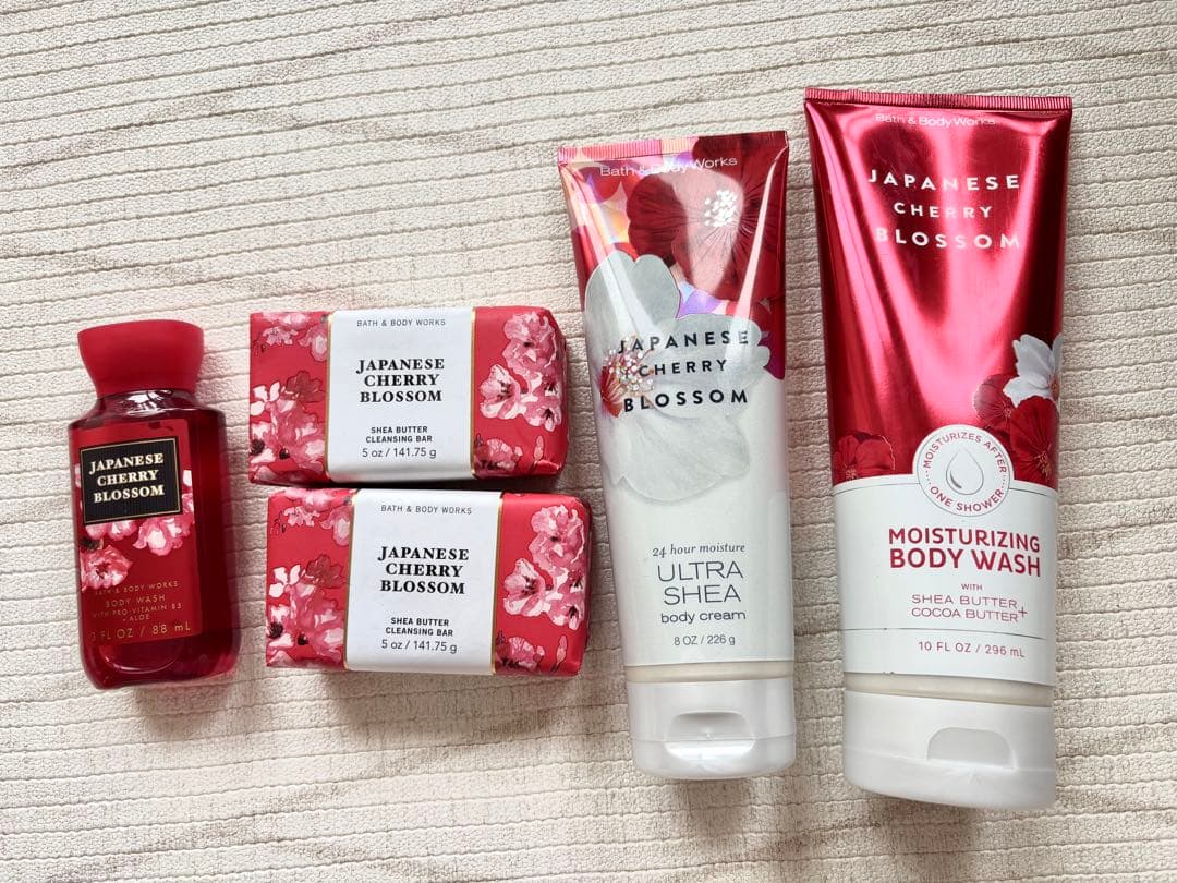 ボディクリーム Bath&Body Works Japanese Cherry Blossom Bath and Body Works / バスアンドボディワークス】 Body Cream
