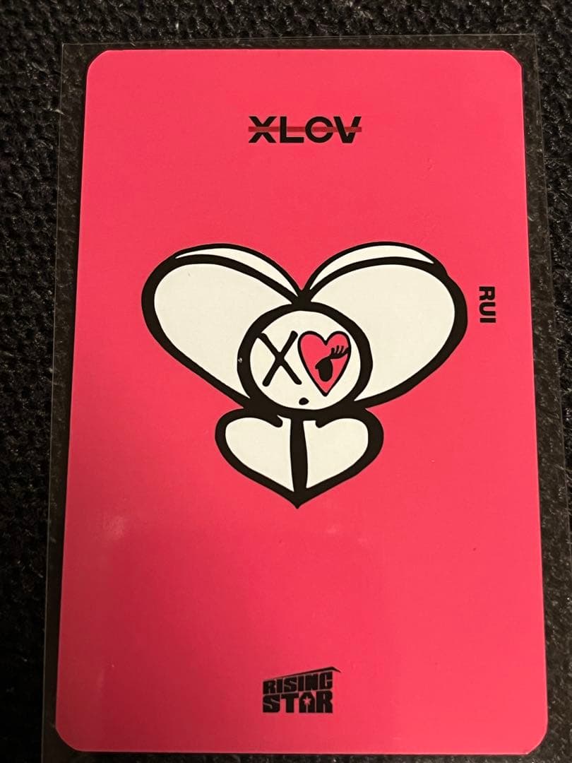 XLOV ルイ クァンルイ RISING STAR トレカ スマホグリップ - メルカリ