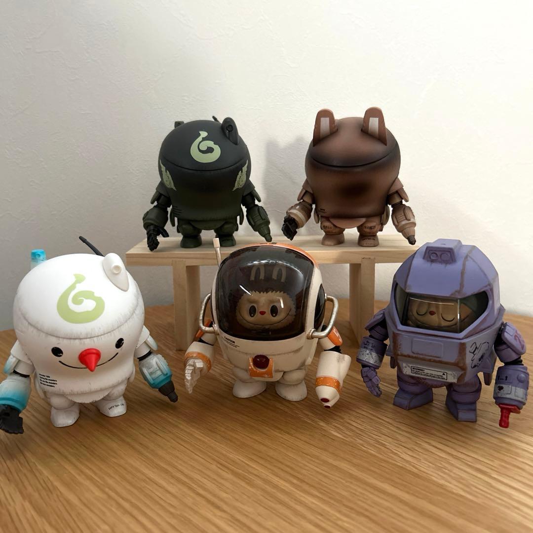 ラブブ the Monster ´s ロボット POP MART正規品 - メルカリ