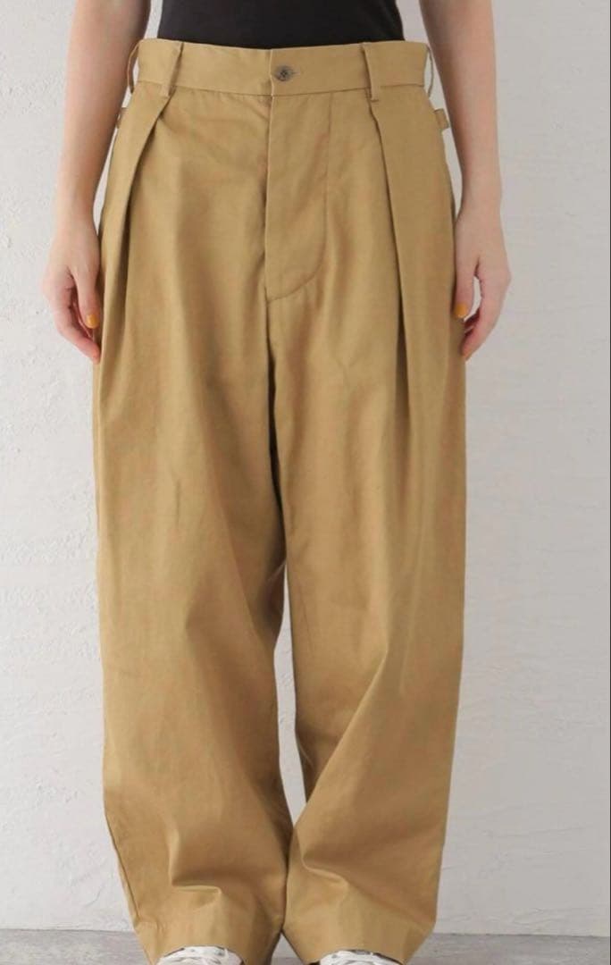 journalstandardluxeエスIN TUCK BAGGY PANTS - メルカリ