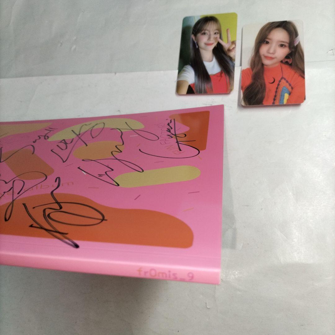 28000⭐メンバー本人⭐全員サイン入り⭐fromis_9⭐2トレカ付き