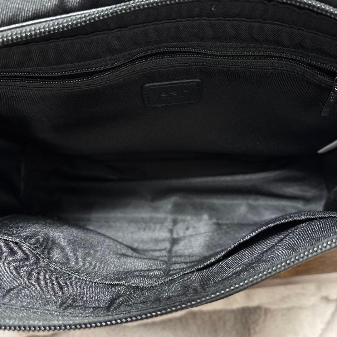 《早いもの勝ち！》ear PAPILLONNER 柄ワイドテープショルダーバッグ