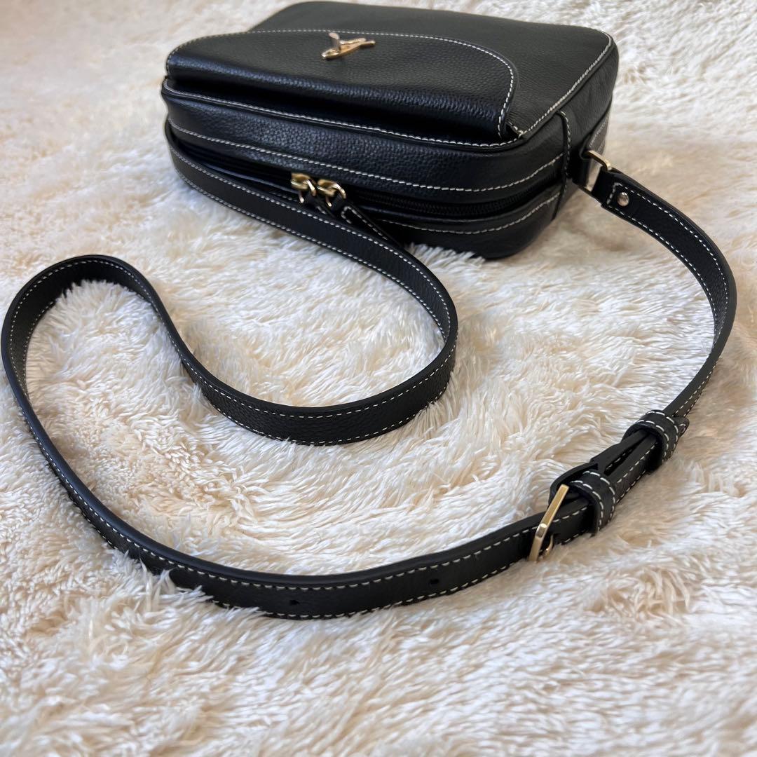 アニエスベー ショルダーバッグ ステッチ レザー ブラック - メルカリ