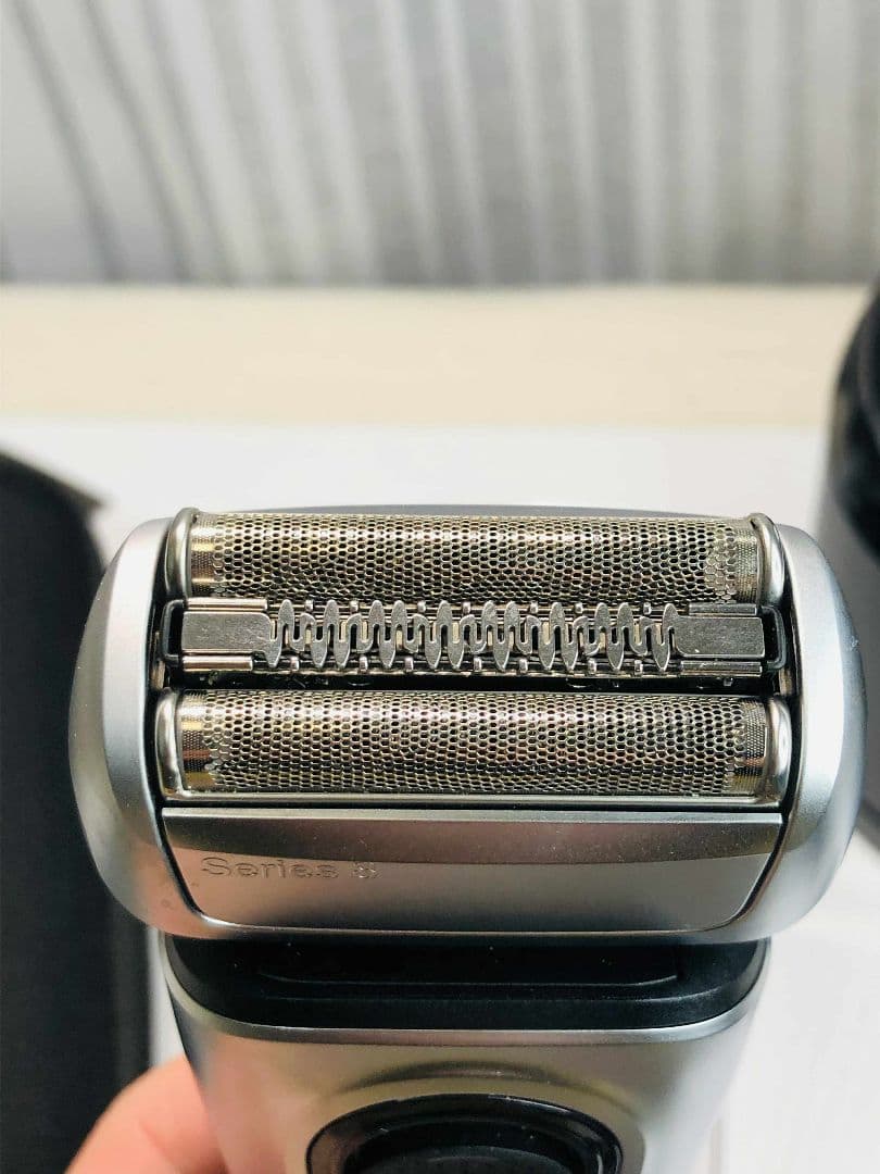 未使用に近い】Braun S8 8567cc−Vシェーバー ブラウンシリーズ - メルカリ