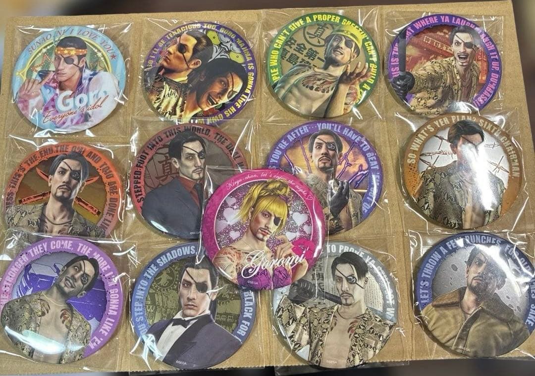 SEGAラッキーくじ　龍が如く　缶バッチ　コンプ　真島吾朗　F賞 龍が如く 真島吾朗 セガラッキーくじ 缶バッジ コンプ - メルカリ