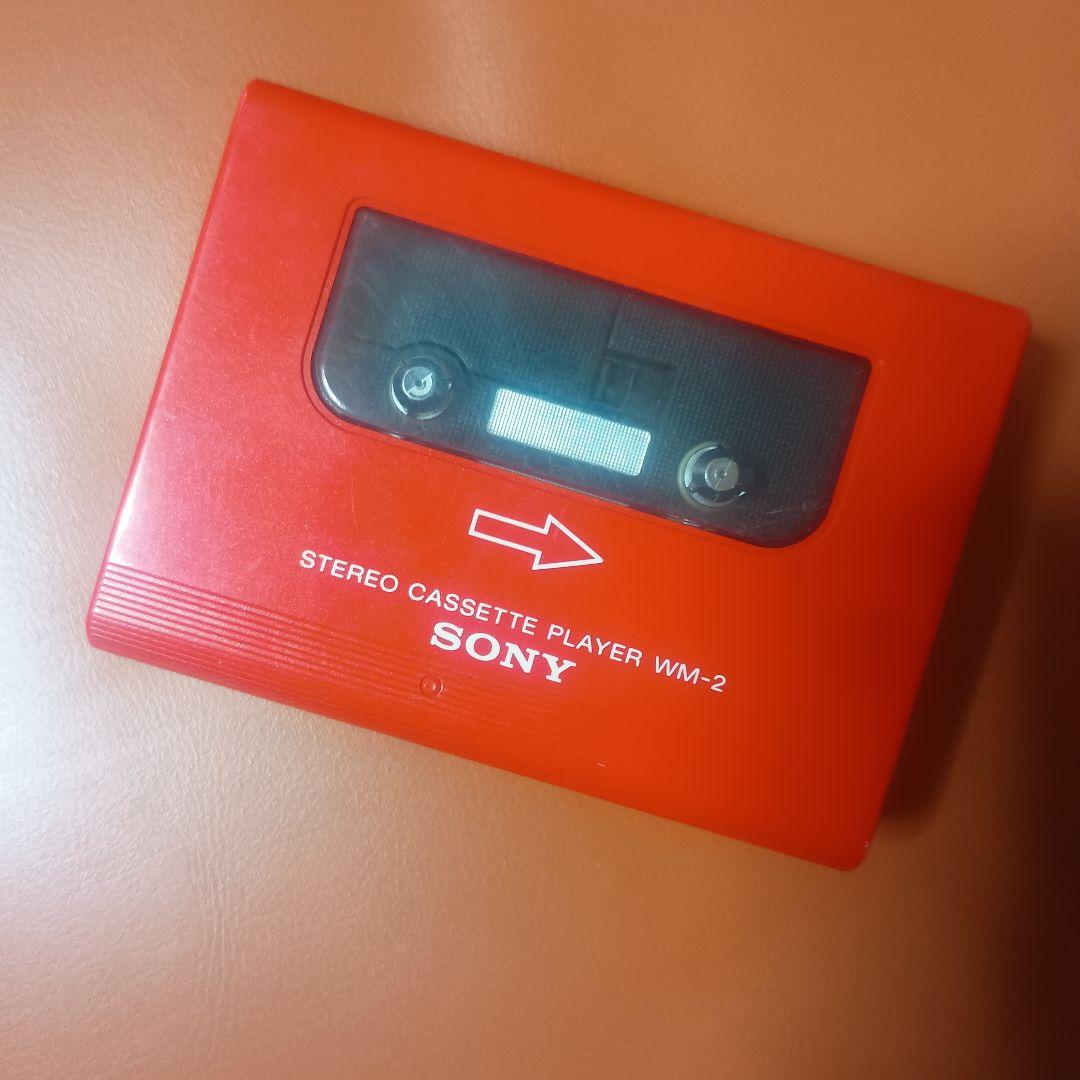 n*b様 【ジャンク品？】SONY WM-2 カセットプレーヤー レッド SONY ソニー WM-2 ポータブル カセットプレーヤー ウォークマン レッド