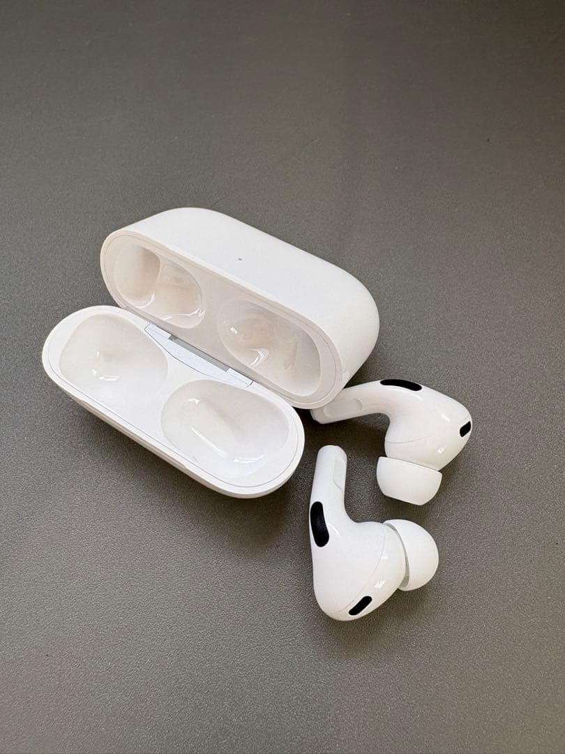 【訳あり】《美品》AirPodsPro 第2世代/USB-C <No.1801>