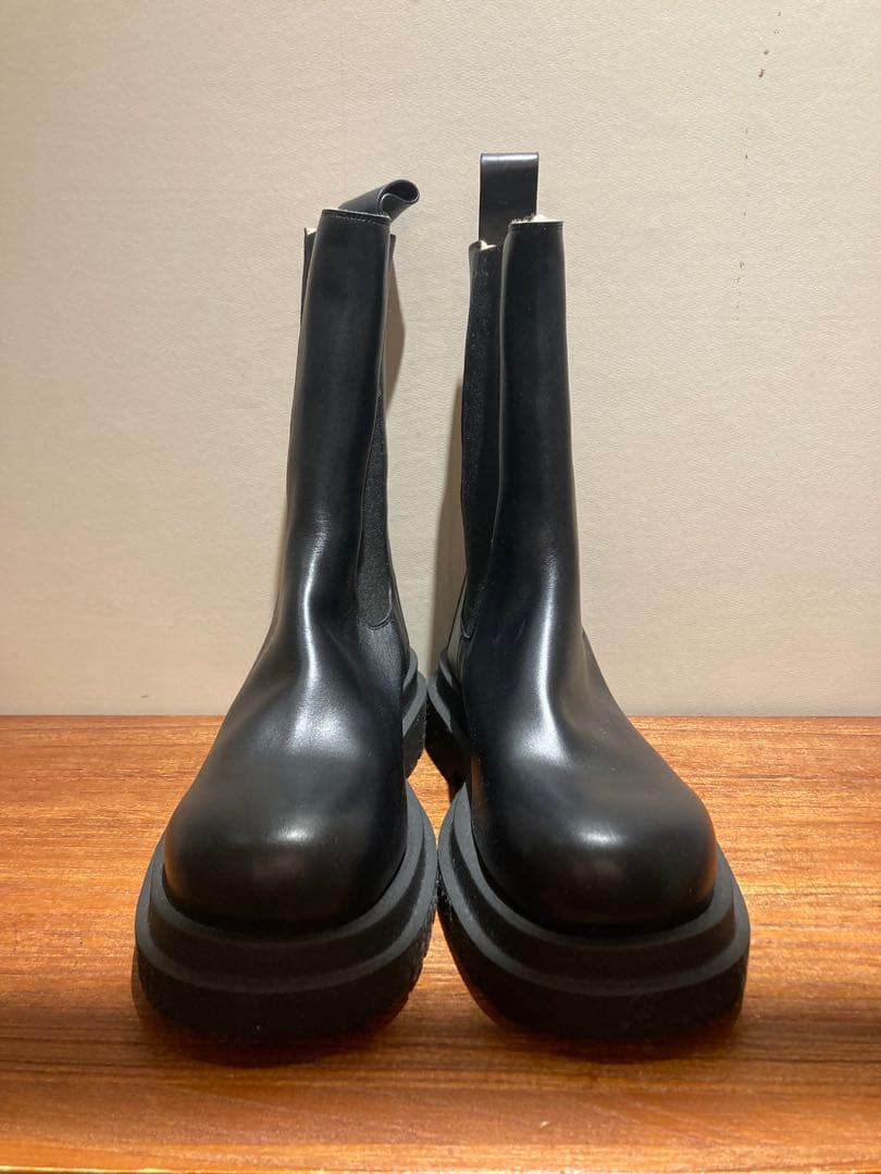 moke様専用ボッテガヴェネタ ブラック サイドゴアブーツ 厚底 - メルカリ