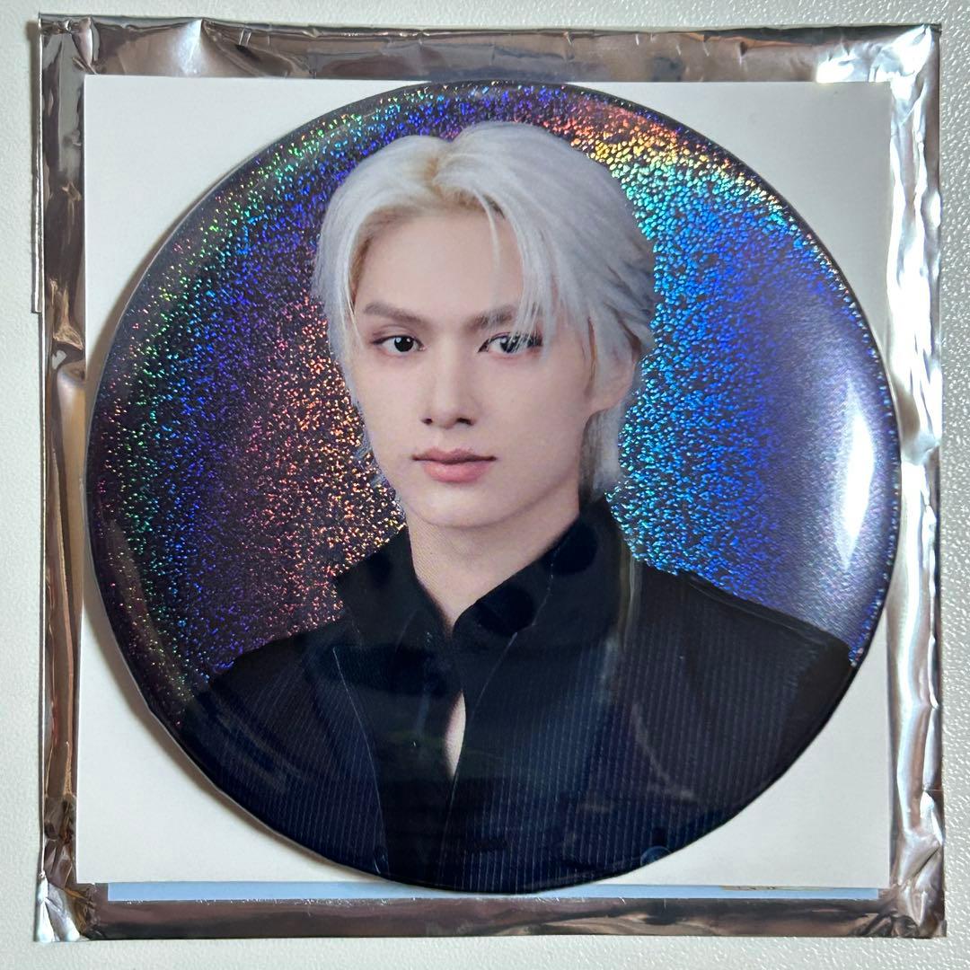 SEVENTEEN NEW_ 缶バッジ ジュン - メルカリ