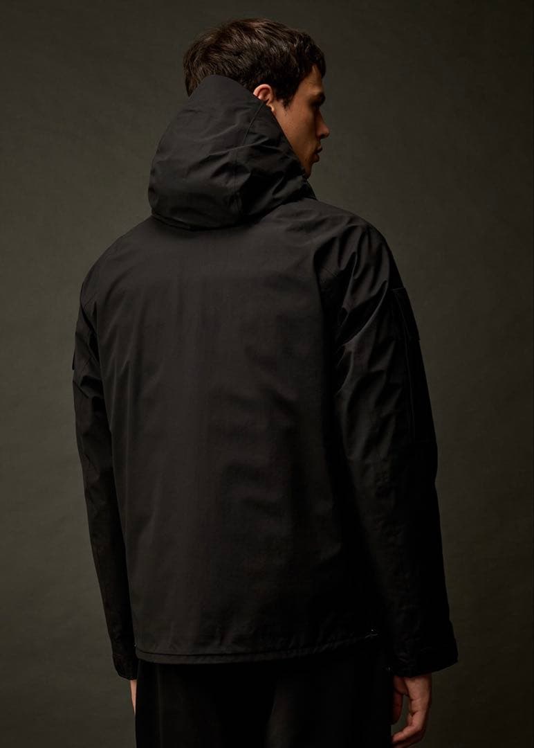 c.p.company シェルジャケット　ゴアテックス oddf