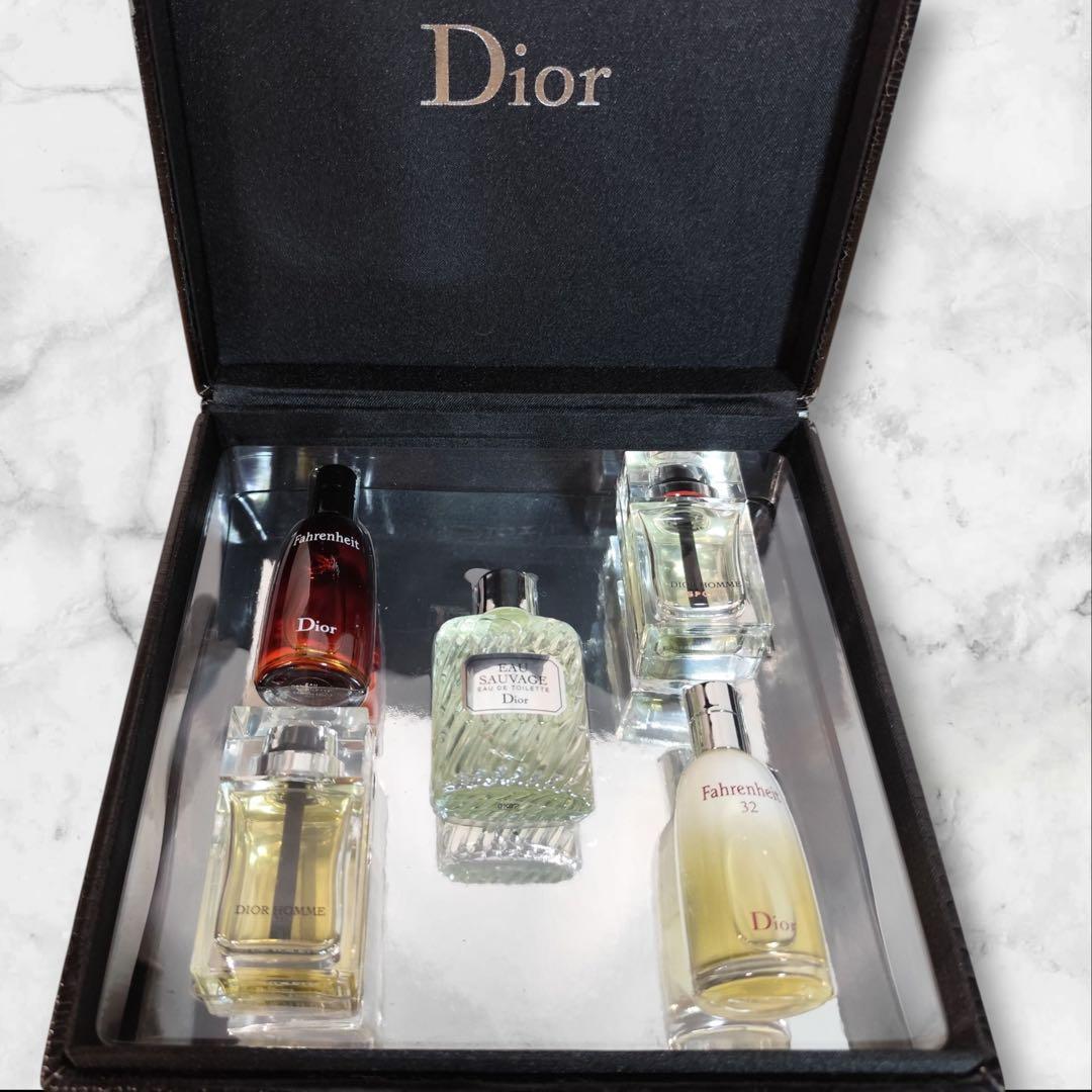 Dior ミニ香水セット 未使用 - メルカリ