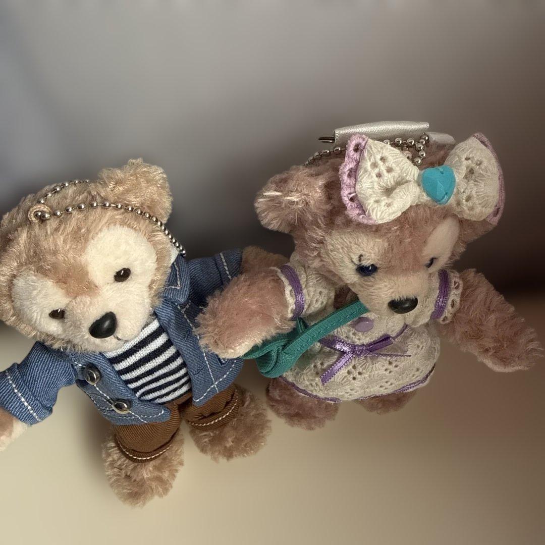 ダッフィー．シェリーメイぬいぐるみ2体セット チェーン付き - メルカリ