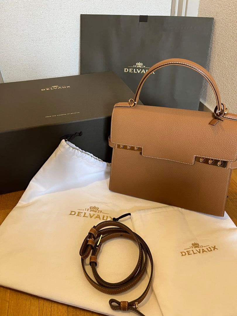 安心鑑定付超美品デルヴォータンペートベジタルクリスピーカーフMM