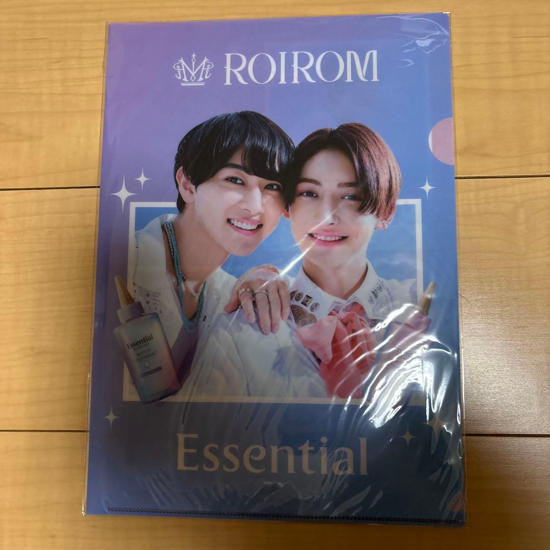 ROIROM Essential クリアファイル - メルカリ