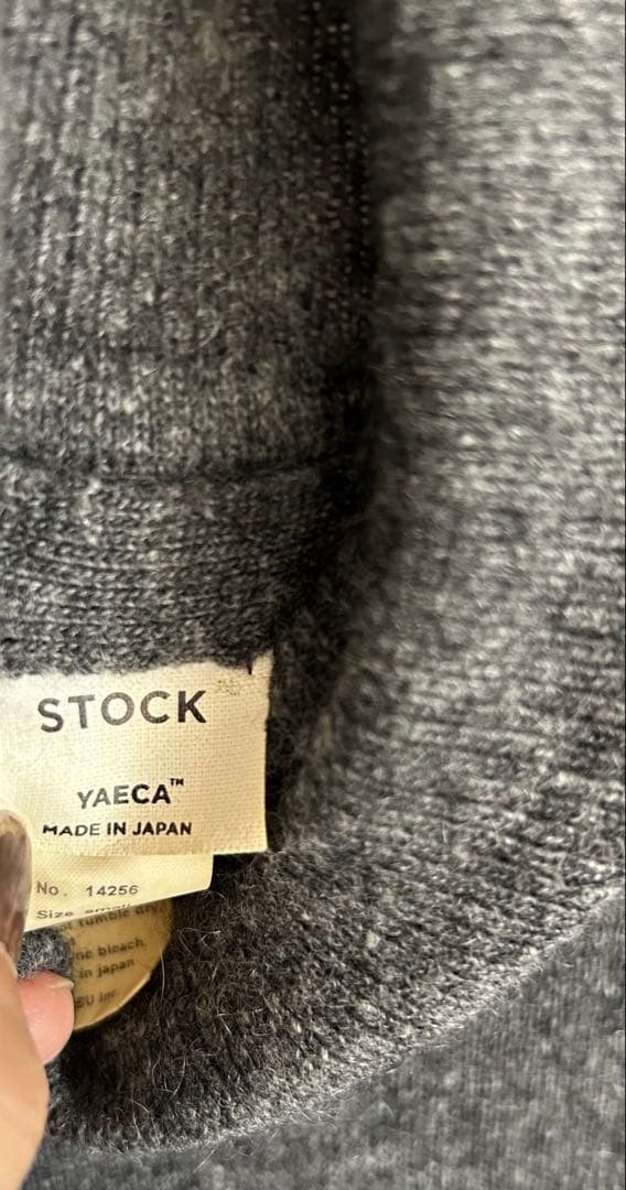 ヤエカ yaeca カシミヤ 100% ハイゲージ タートルネック グレー - メルカリ