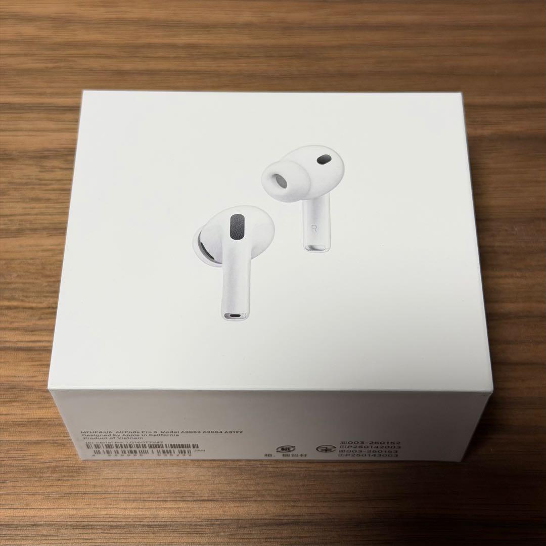 新品未開封 Apple AirPods Pro (第3世代) MFHP4J/A - メルカリ