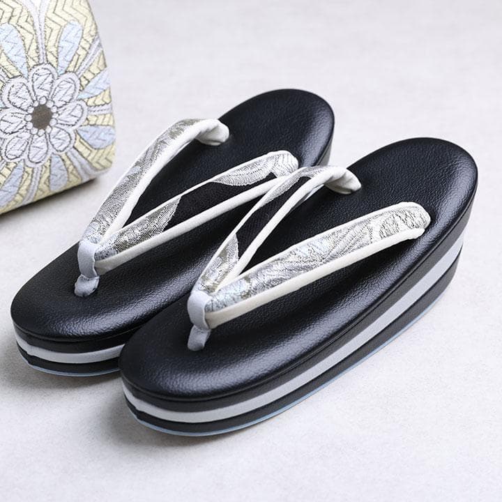 【新品】草履バッグ 振袖用 モダン花柄 黒系 24.5cm 日本製　03761