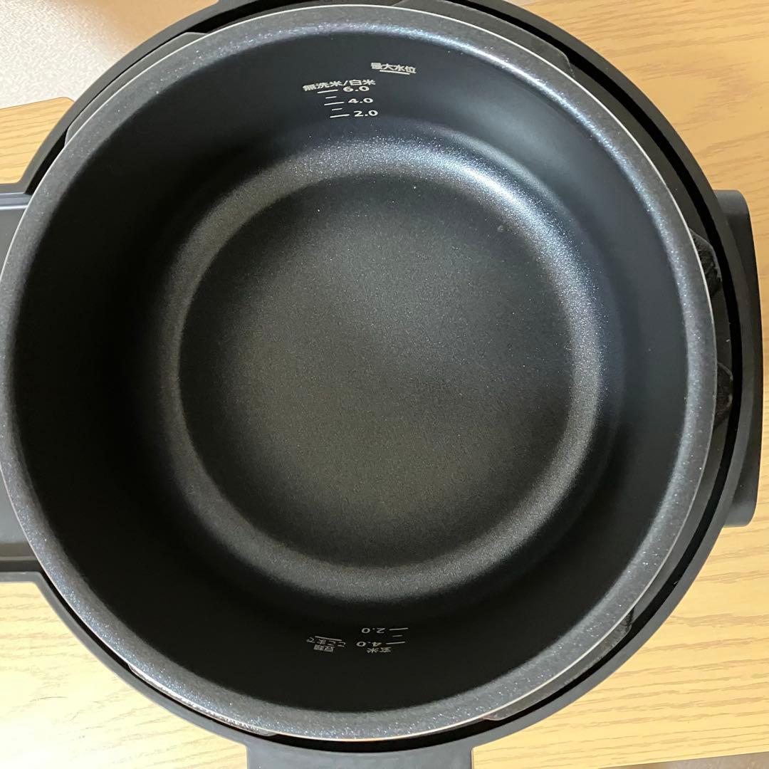 極美品IRIS OHYAMA 電気圧力鍋 KPC-MA4-B 4.0L 23年式