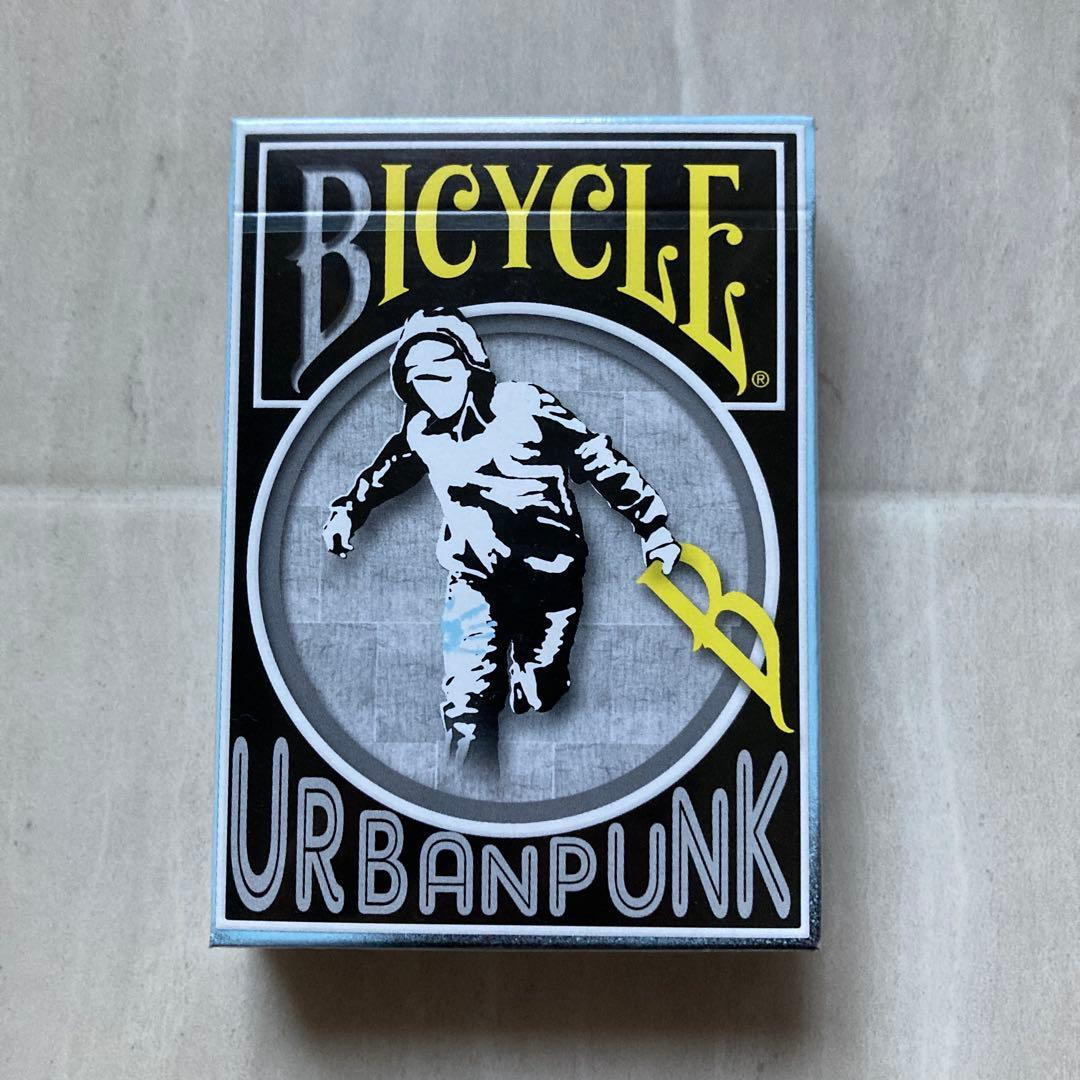 トランプ BICYCLE URBAN PUNK Playing cards Deck Unboxing - Bicycle Urban Punk playing cards - YouTube